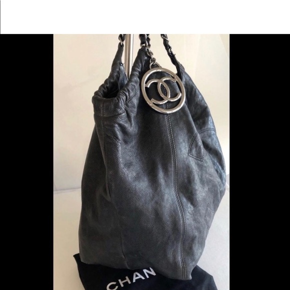 Chanel Lg Coco Cabas Distressed Caviar Leather Bag - Picture 8 of 8